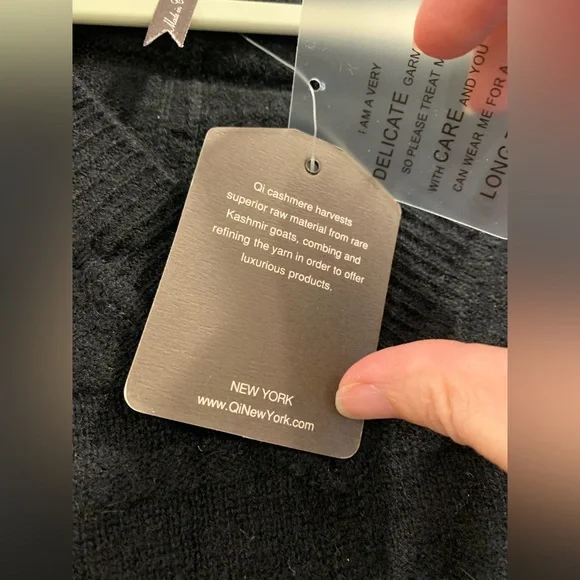 NWT QiCashmere 100%cashmere poncho style sweater minimalist casual old money M/L - Picture 4 of 5